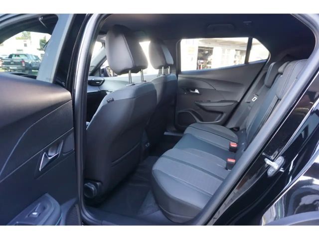 Peugeot E-2008 Allure Pack