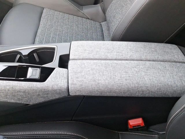 Peugeot 5008 Allure Pack Hybrid