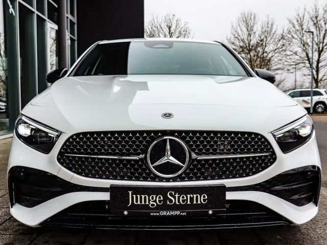 Mercedes-Benz A 250 A 250 e AMG Line