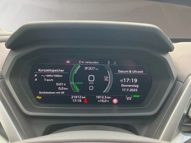 Audi Q4 e-tron Business