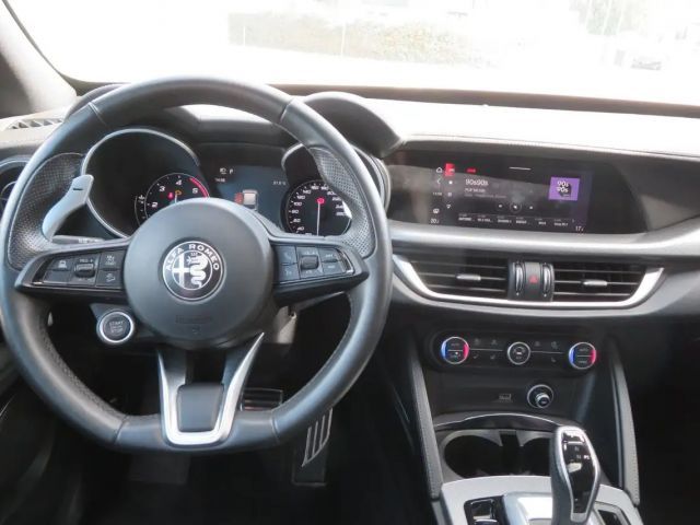 Alfa Romeo Stelvio Q4 Veloce