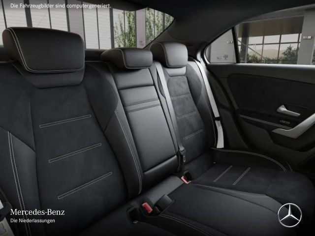 Mercedes-Benz A 200 AMG Line