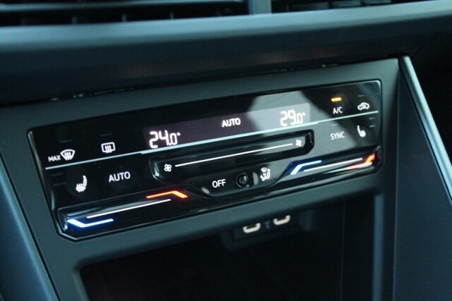 Volkswagen Taigo 1.5 TSI R-Line Style