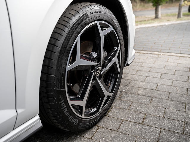 Volkswagen Polo 1.5 TSI Highline R-Line