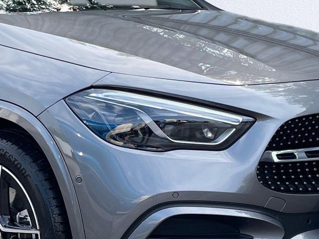 Mercedes-Benz GLA 200 AMG Line GLA 200 d