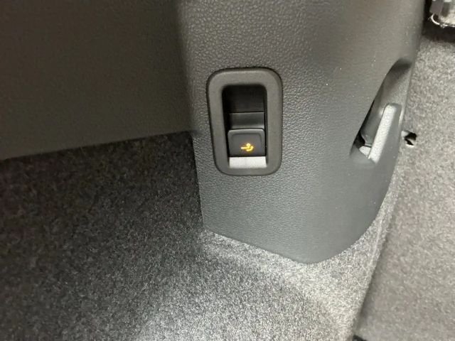 Volkswagen Golf Rabbit TSI