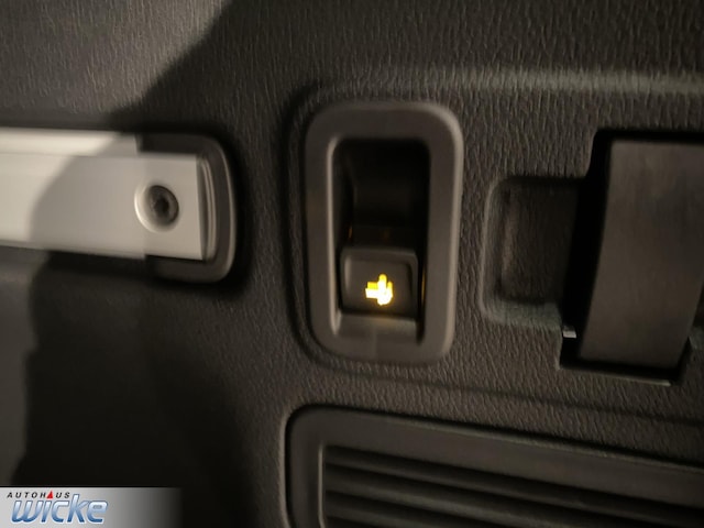 Volkswagen Touran 2.0 TDI DSG R-Line