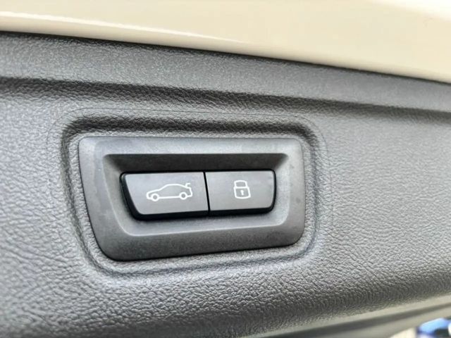 BMW 330 330e M-Sport Touring xDrive