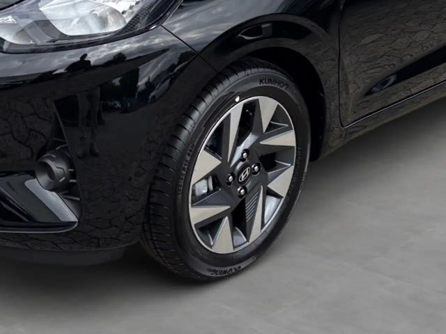 Hyundai i10 1.0 2WD Trend