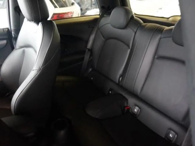 MINI Cooper COOPER 1,5 CAMDEN LEDER NAVI LED SHZ TEMPOMAT 17"