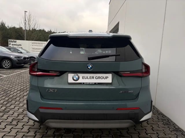 BMW iX1 xDrive