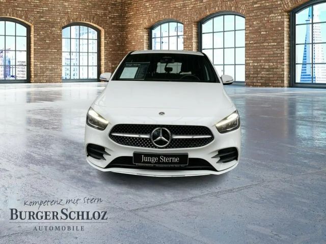 Mercedes-Benz B 200 AMG Line
