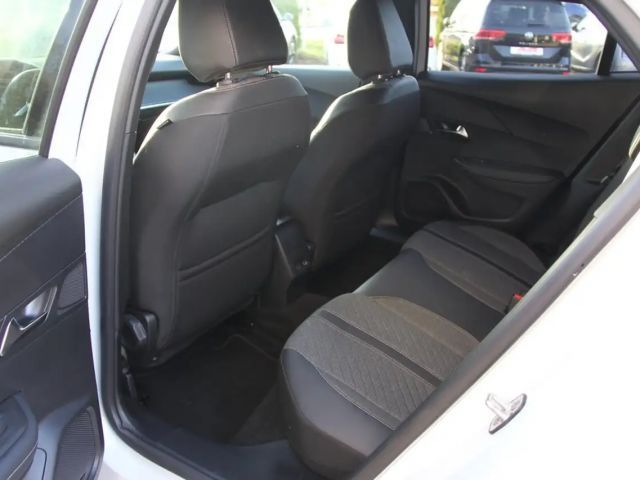 Peugeot E-2008 Allure Pack