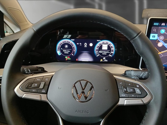 Volkswagen Golf DSG Golf VIII IQ.Drive