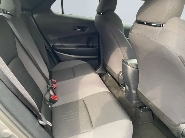 Toyota C-HR Hybride Team D