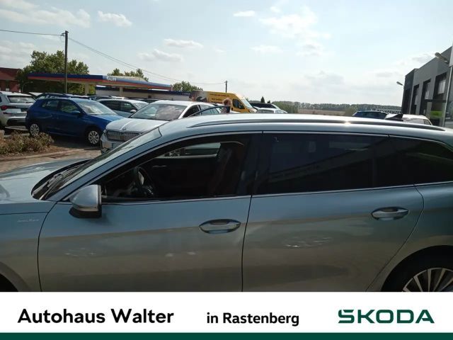 Skoda Superb 2.0 TDI Combi