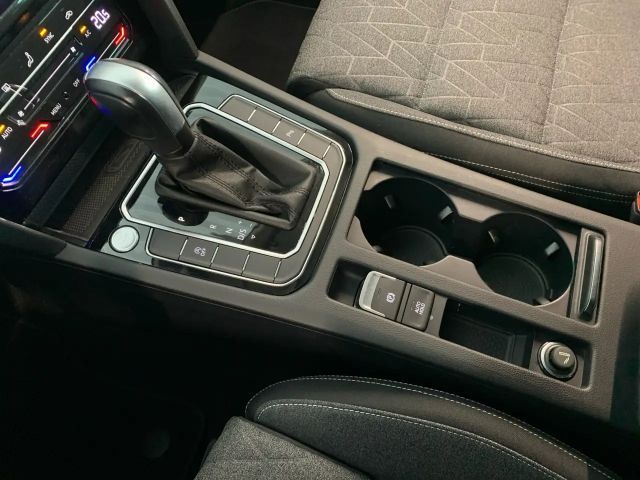 Volkswagen Passat 1.5 TSI Business DSG Variant