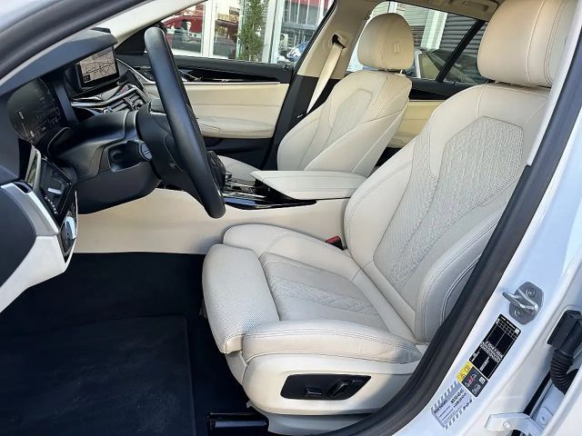 BMW 530 530e Touring