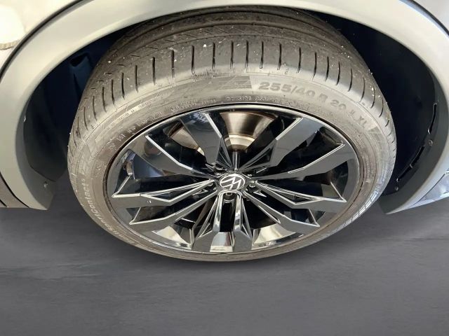 Volkswagen Tiguan 4Motion Allspace DSG R-Line