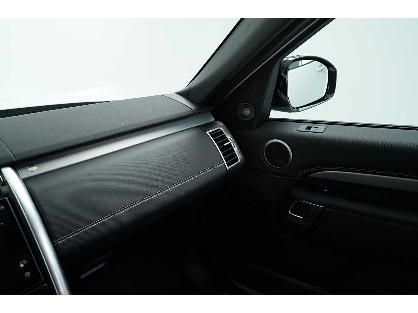 Land Rover Discovery D250 Dynamic SE