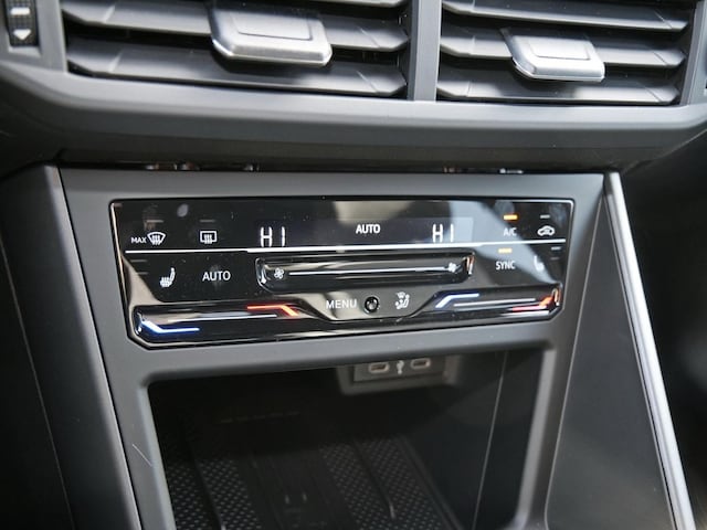 Volkswagen Taigo 1.0 TSI DSG R-Line