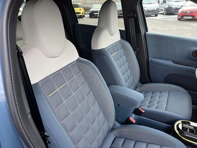 Fiat Grande Panda E La Prima