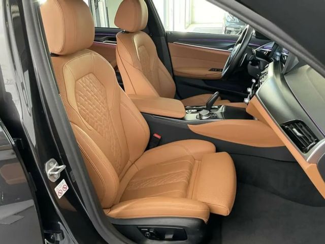 BMW 520 520d M-Sport