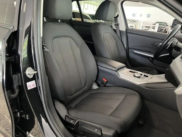 BMW 320 320d Touring xDrive