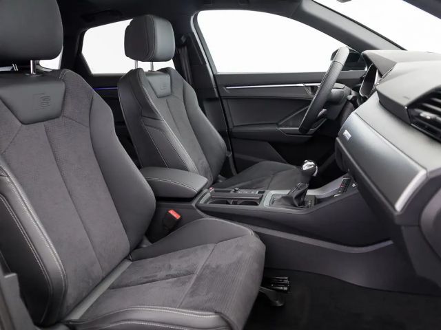Audi Q3 35 TFSI S-Line S-Tronic
