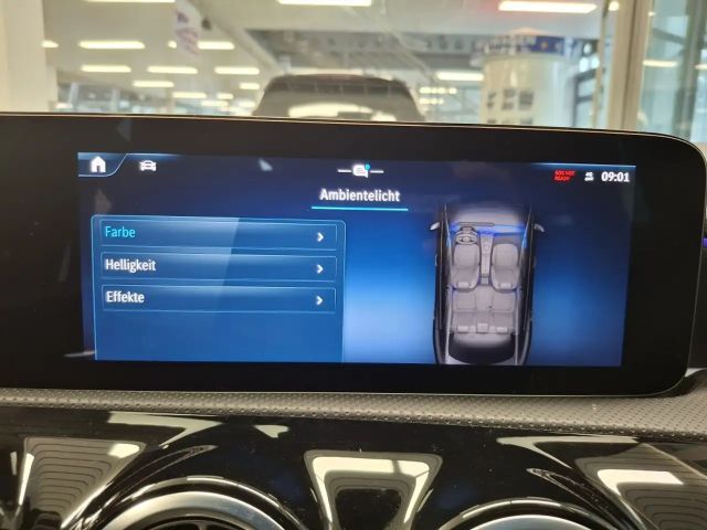 Mercedes-Benz CLA 180 AMG Line Coupé