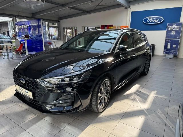 Ford Focus EcoBoost ST Line