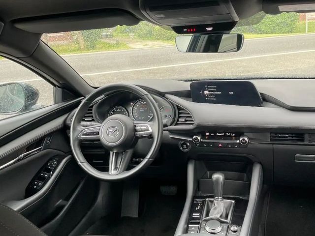 Mazda 3 S SkyActiv