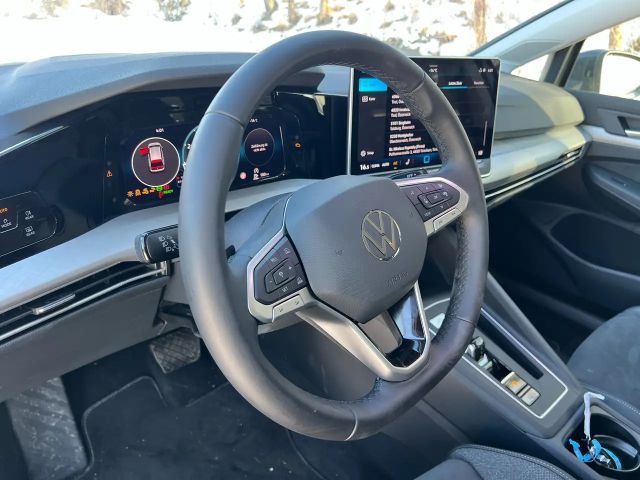 Volkswagen Golf 1.5 eTSI Variant