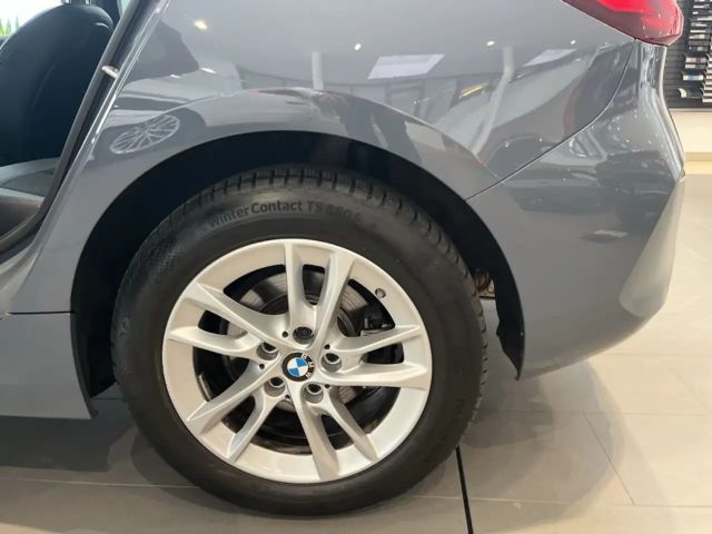 BMW 116 116d Advantage pakket Sedan