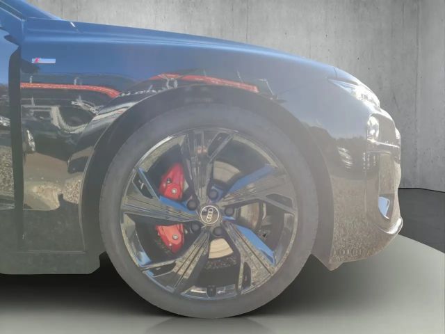 Audi A6 e-tron Quattro S-Line