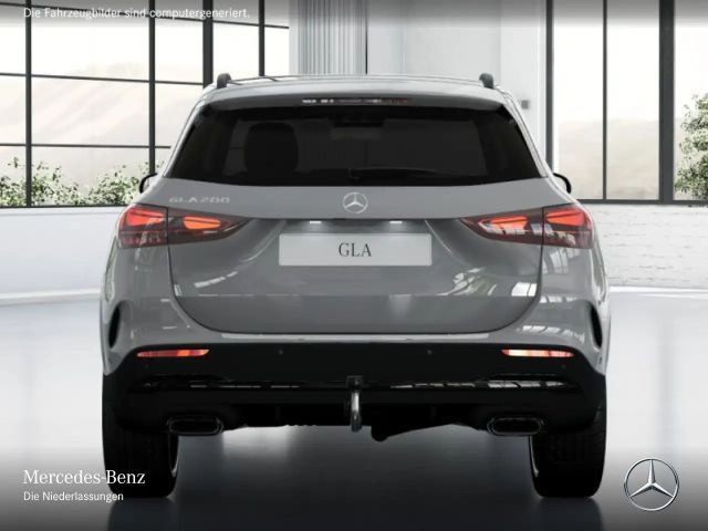Mercedes-Benz GLA 200 AMG Line