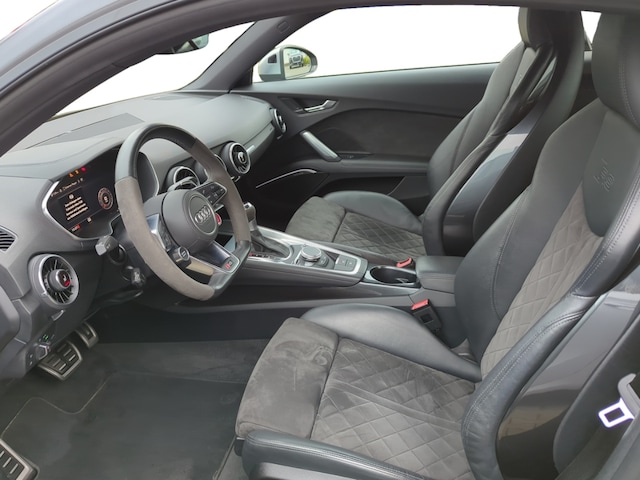 Audi TT RS Coupé Quattro S-Tronic