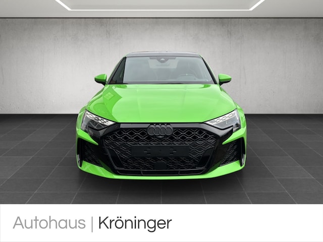 Audi RS3 Quattro S-Tronic Sedan