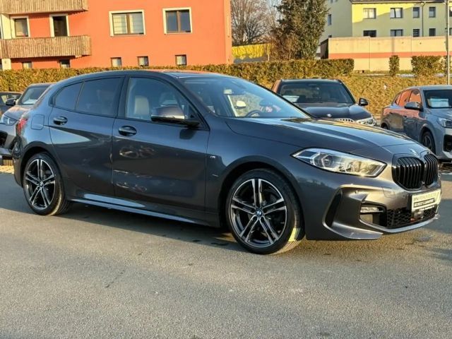 BMW 118 118d M-Sport Sedan