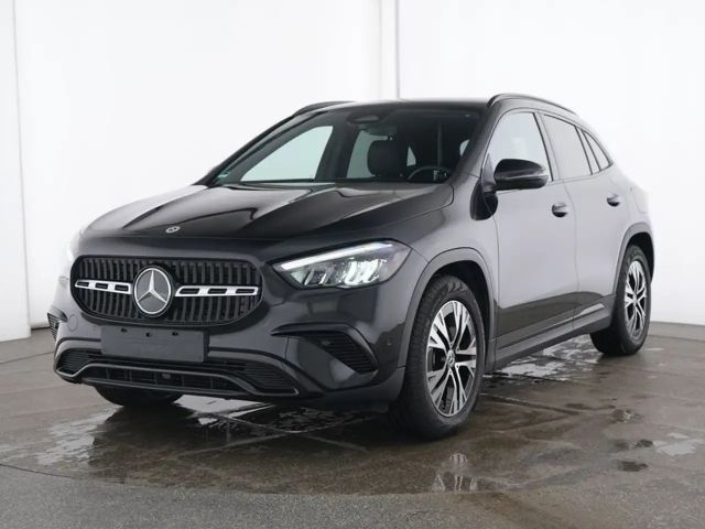 Mercedes-Benz GLA 200 Progressive