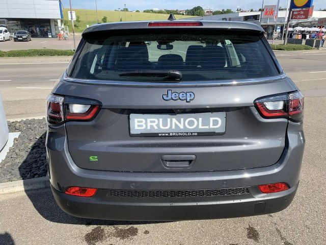 Jeep Compass Altitude Hybrid