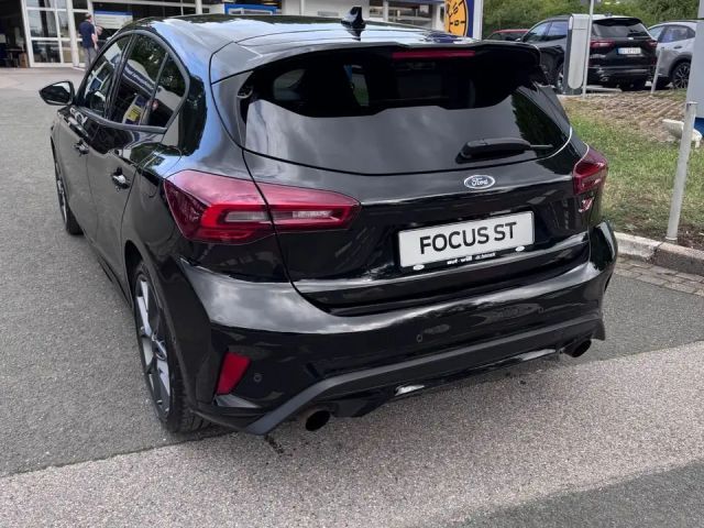 Ford Focus ST Line