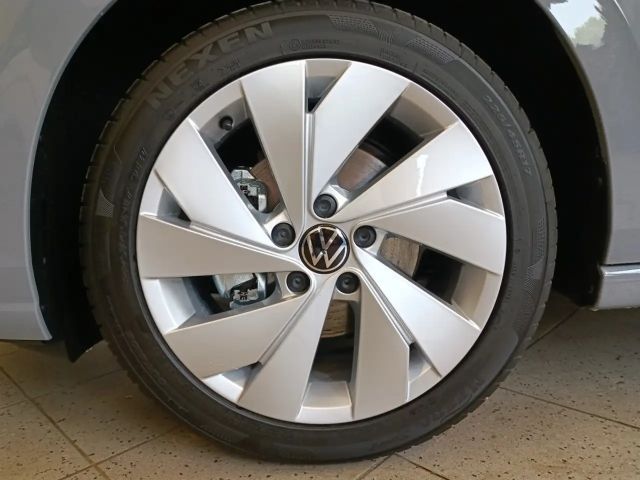 Volkswagen Golf DSG Golf VIII IQ.Drive Style