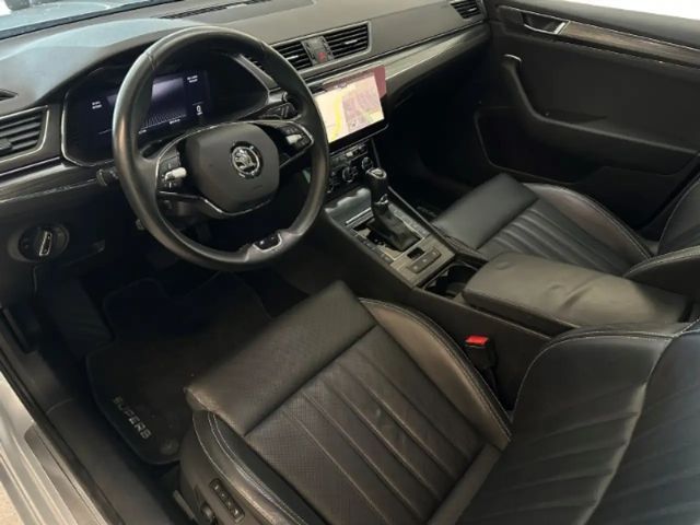 Skoda Superb 2.0 TDI Combi