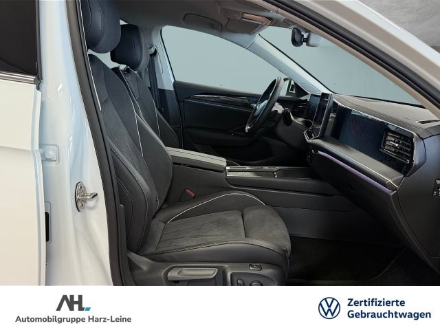 Volkswagen Passat 1.5 eTSI DSG IQ.Drive