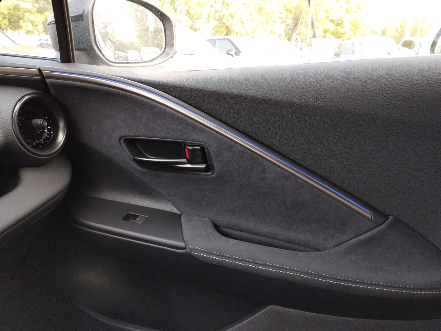 Toyota C-HR 5-deurs Lounge