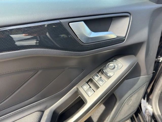 Ford Focus EcoBoost ST Line Wagon