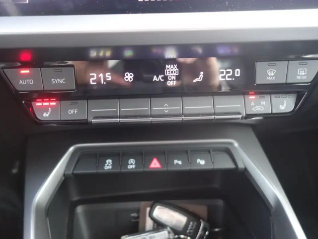 Audi A3 30 TFSI S-Tronic Sedan