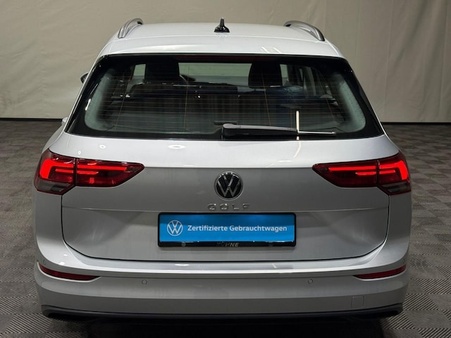 Volkswagen Golf 1.0 TSI Life Variant