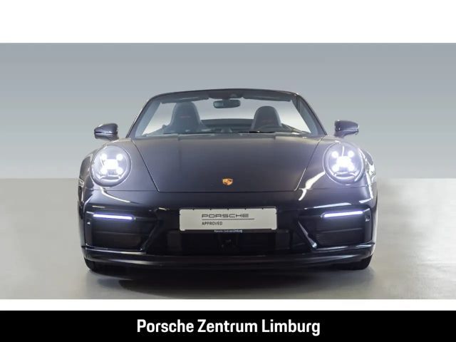Porsche 992 Cabrio Carrera GTS